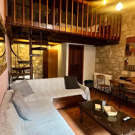 Saint George Ii & Iii * كالافريتا