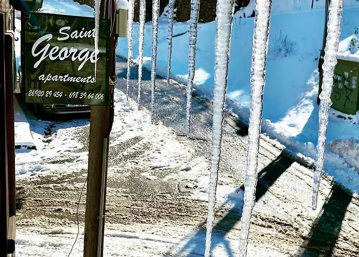 Saint George Ii & Iii Калаврита